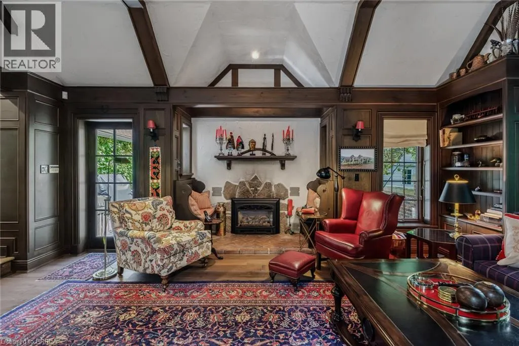 19 INWOOD Drive