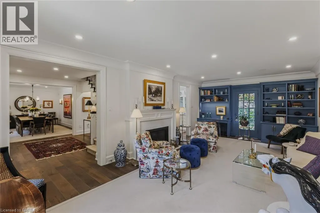19 INWOOD Drive