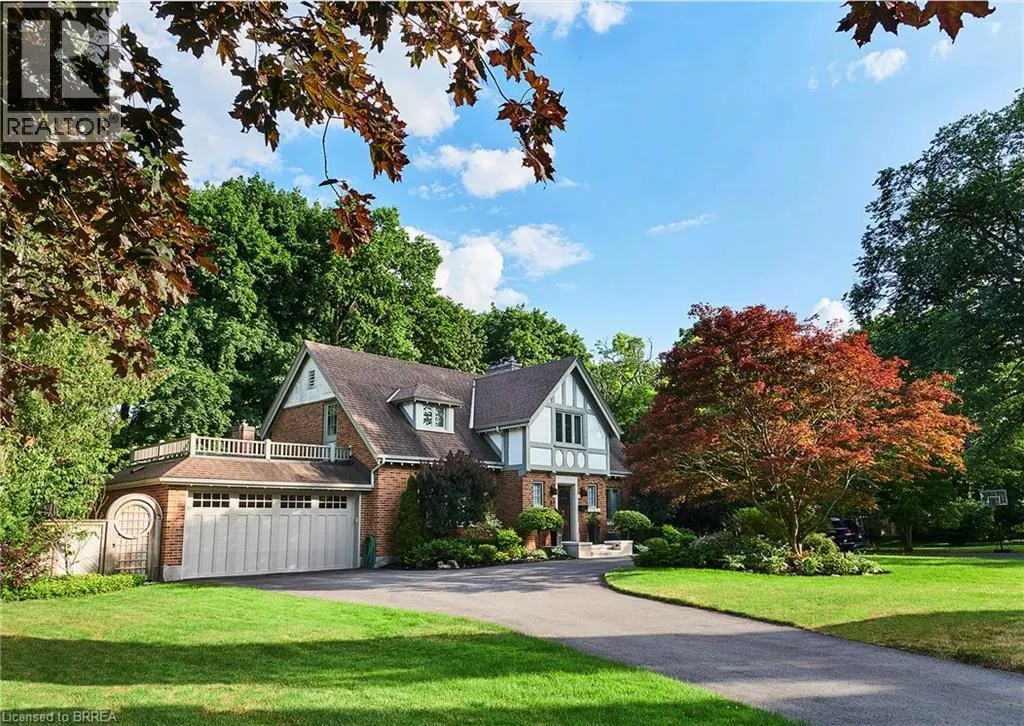 19 INWOOD Drive
