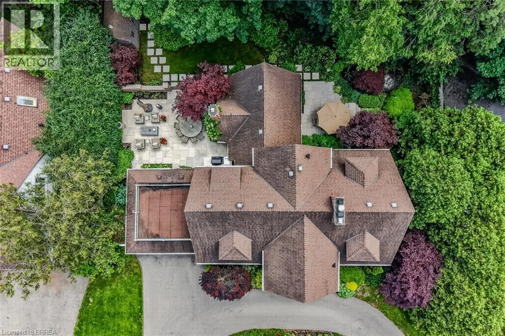 19 INWOOD Drive