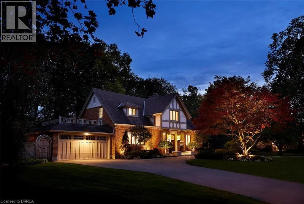 19 INWOOD Drive