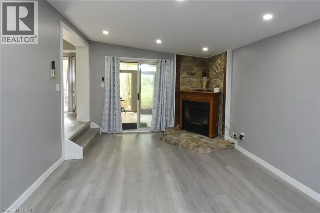 1085 W CONCESSION 10 Concession W Unit# 99 #99