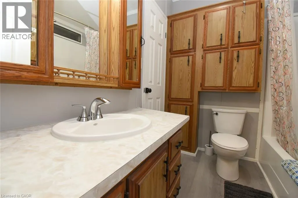 1085 W CONCESSION 10 Concession W Unit# 99 #99