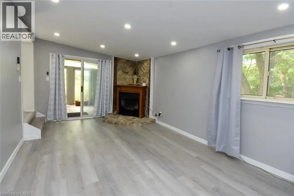 1085 W CONCESSION 10 Concession W Unit# 99 #99