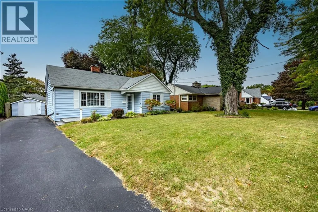 30 GIBSON Drive