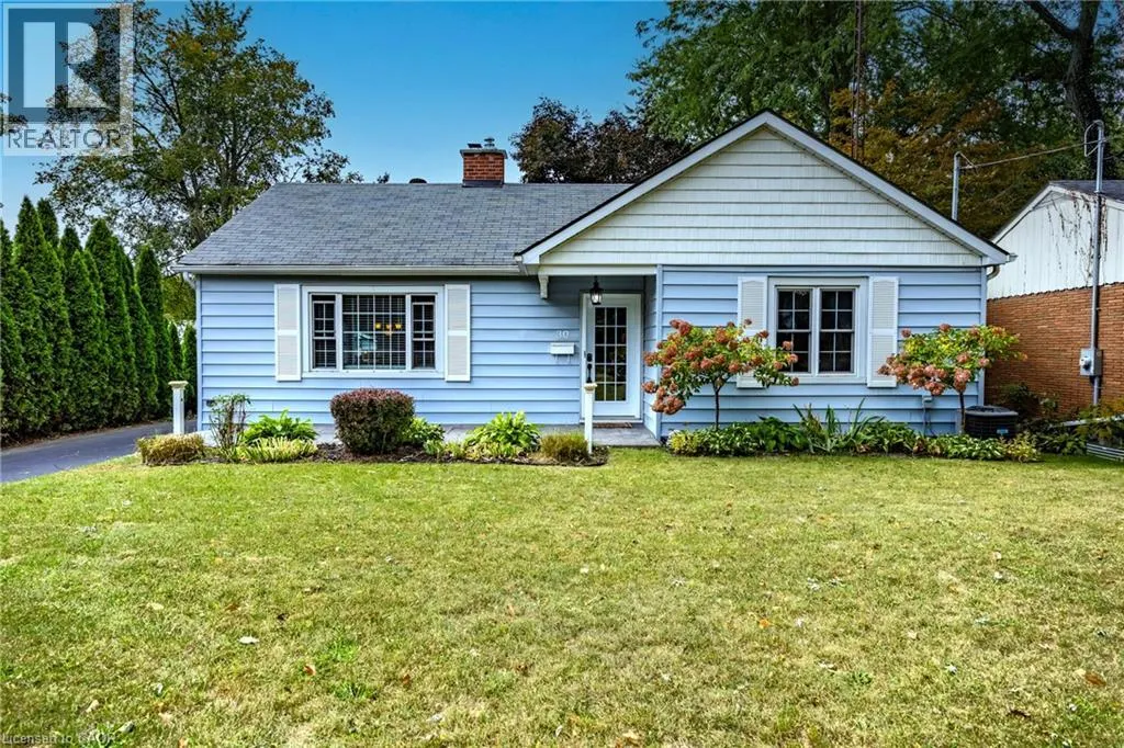 30 GIBSON Drive