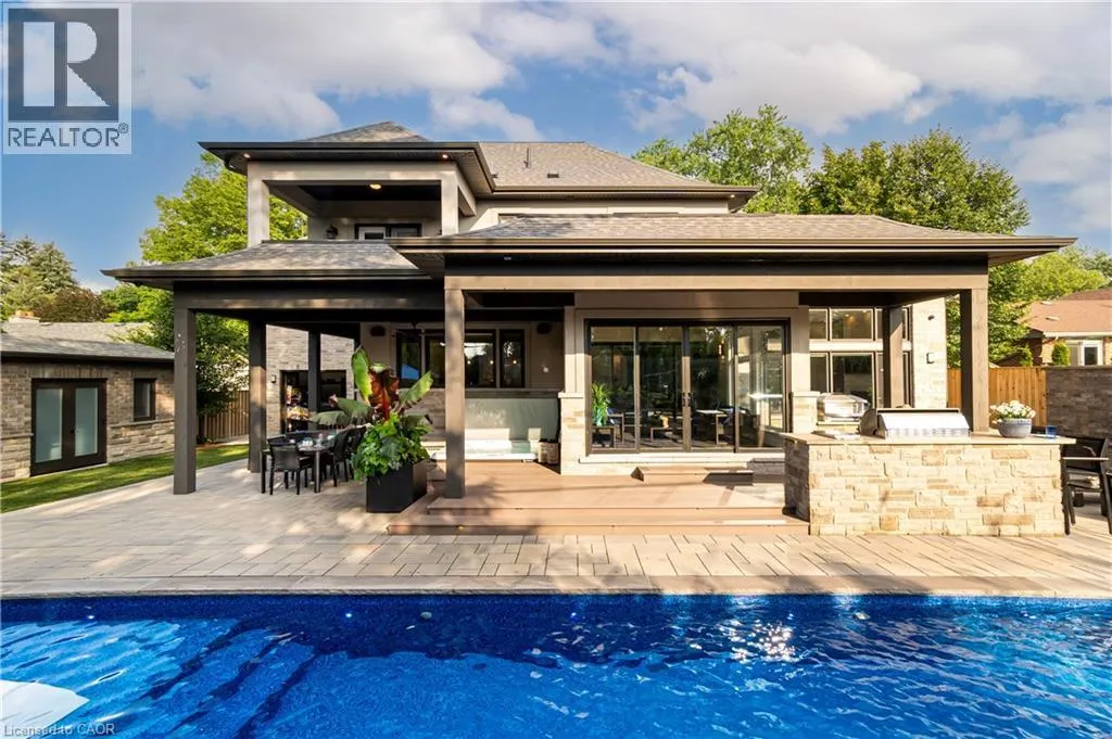 100 SENECA Drive