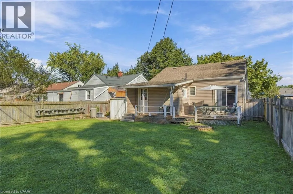 21 EXETER Avenue
