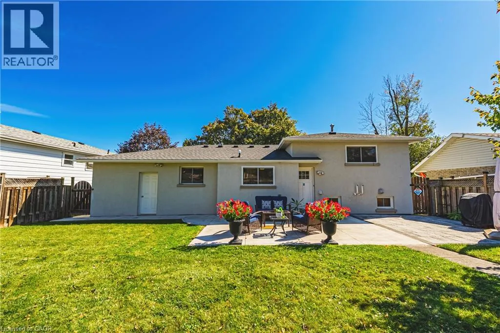 2231 URWIN Crescent