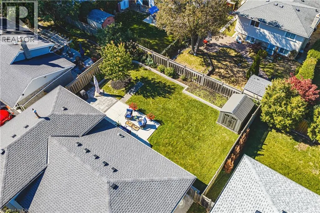2231 URWIN Crescent