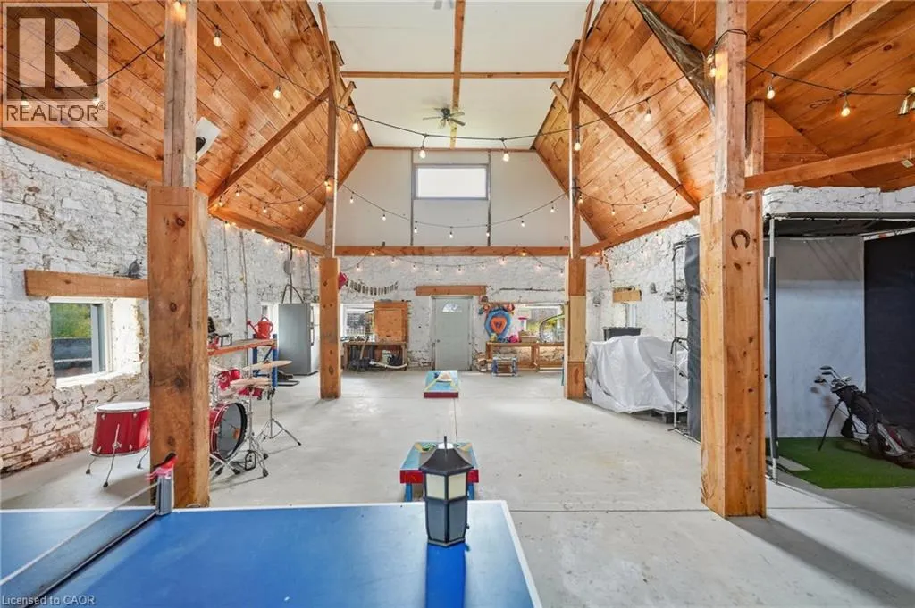 1058 HIGHWAY 8
