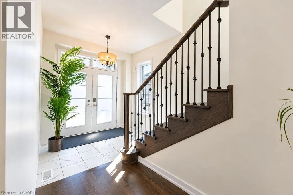 31 SANTOS Drive