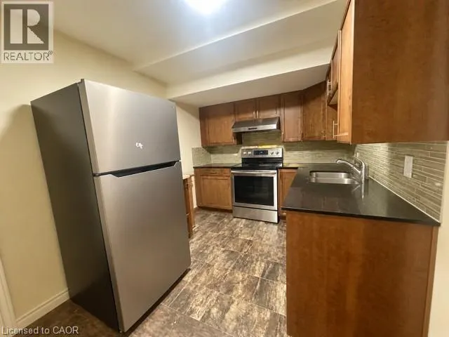 472 NAIRN Circle