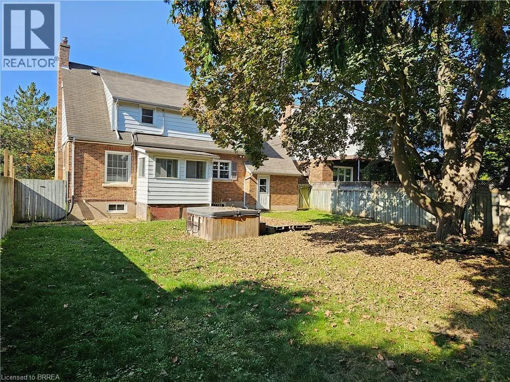 326 ERIE Avenue