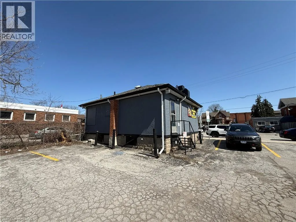9 N MAIN Street N