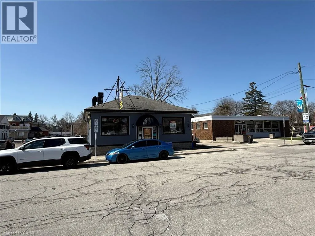 9 N MAIN Street N