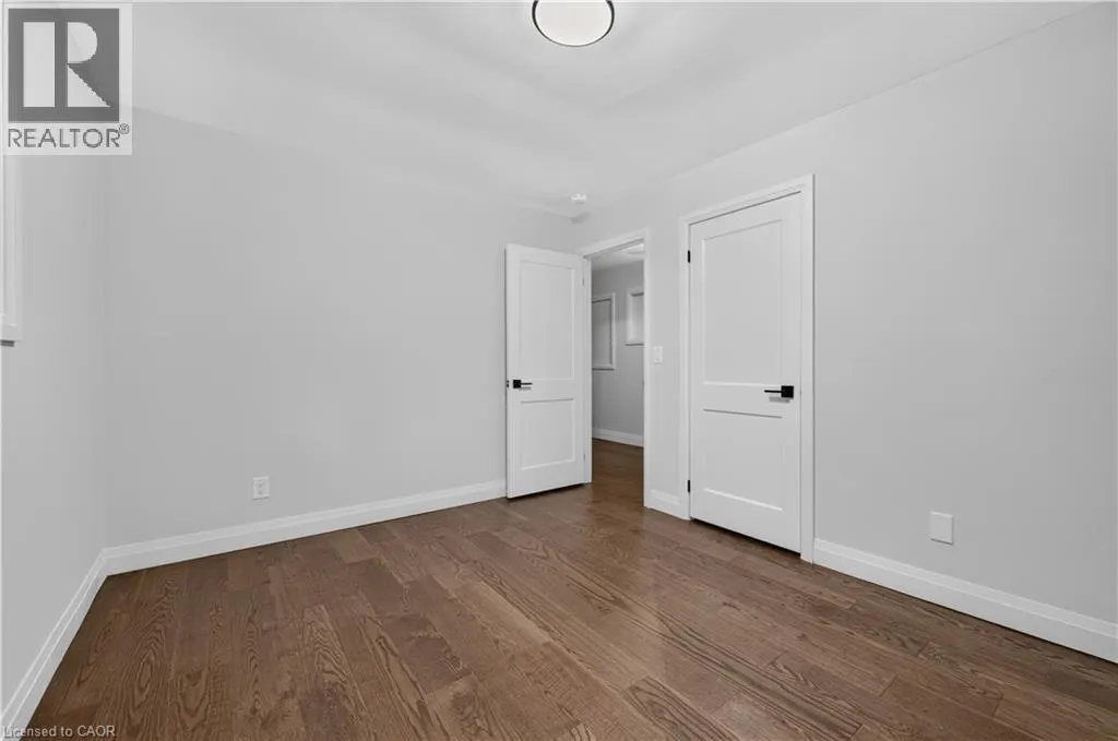 4 WOODCREST Drive
