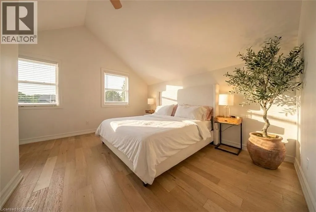 10 RESERVE Street