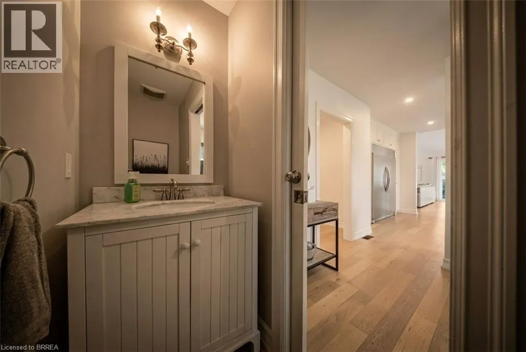 10 RESERVE Street