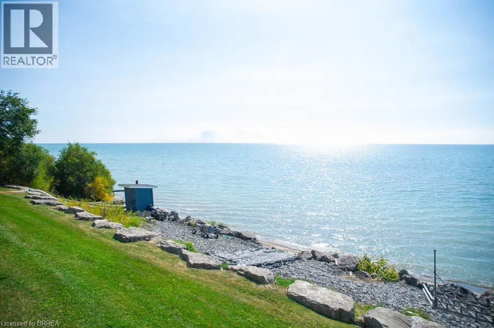 27 SCHOONER Drive