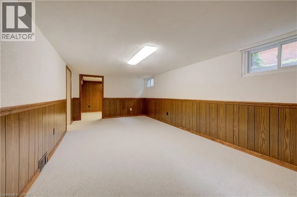 54 FAIRLAWN Road
