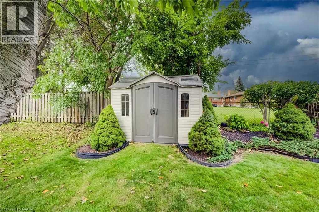 54 FAIRLAWN Road