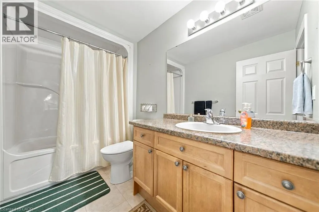 500 LAKEVIEW Drive Unit# 9 #9