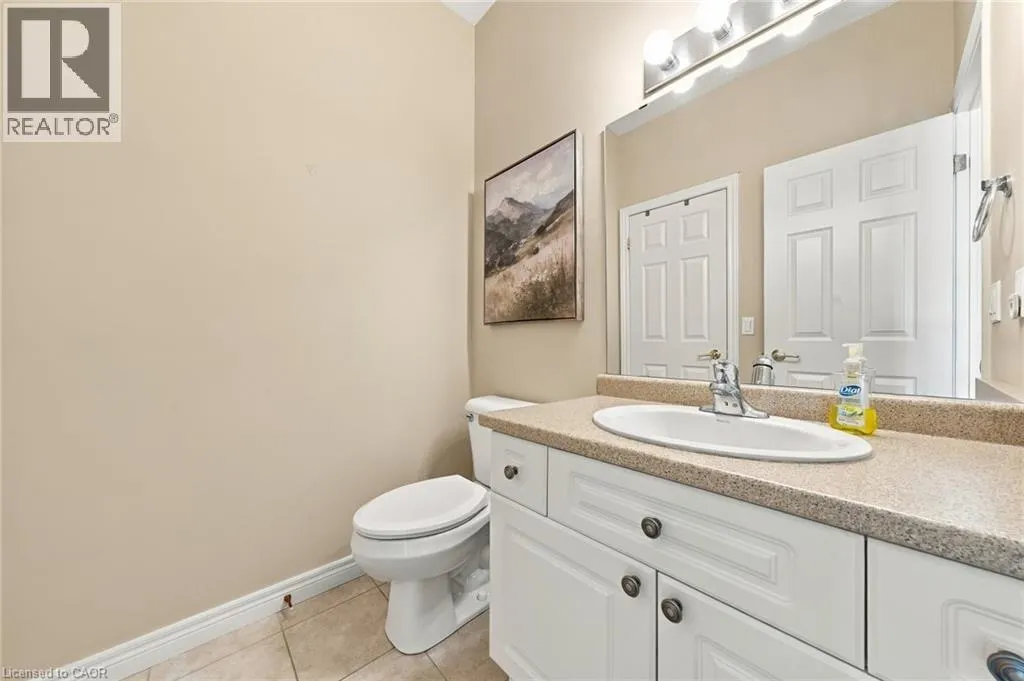 500 LAKEVIEW Drive Unit# 9 #9
