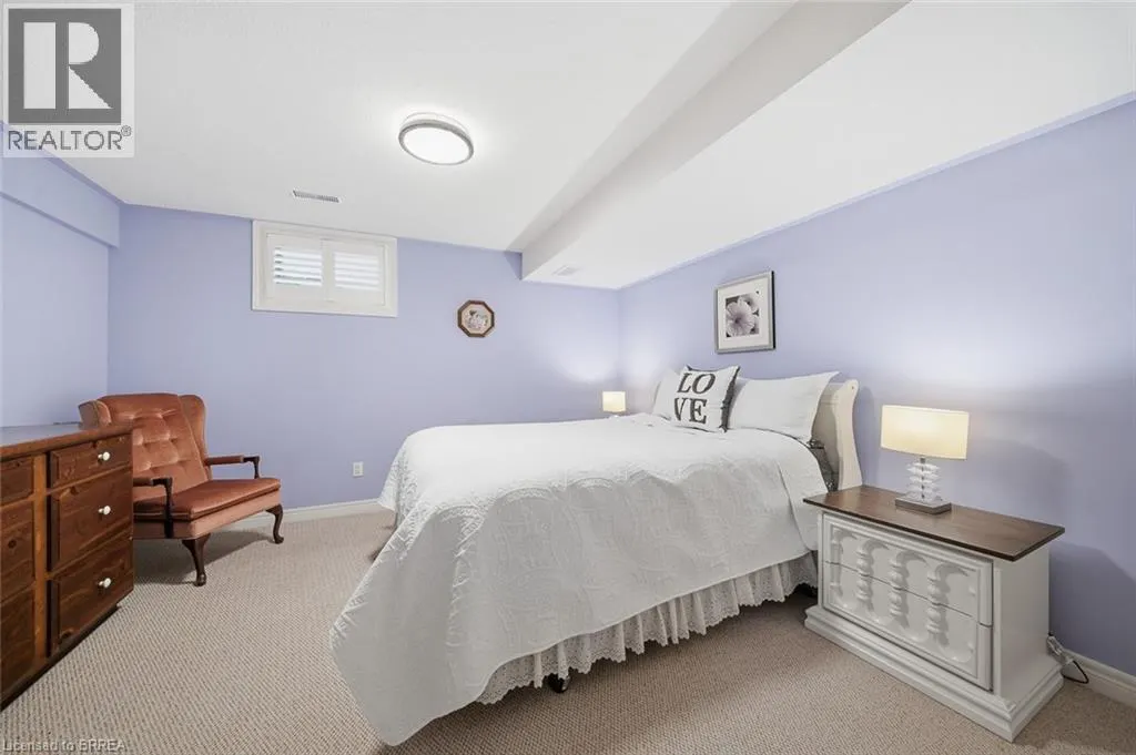 633 PARK Road N Unit# 8 #8