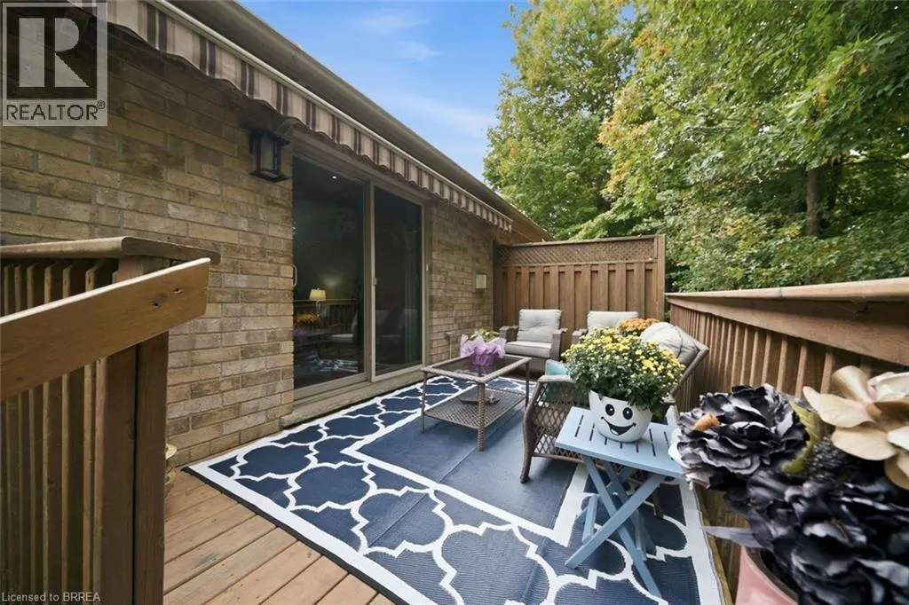 633 PARK Road N Unit# 8 #8