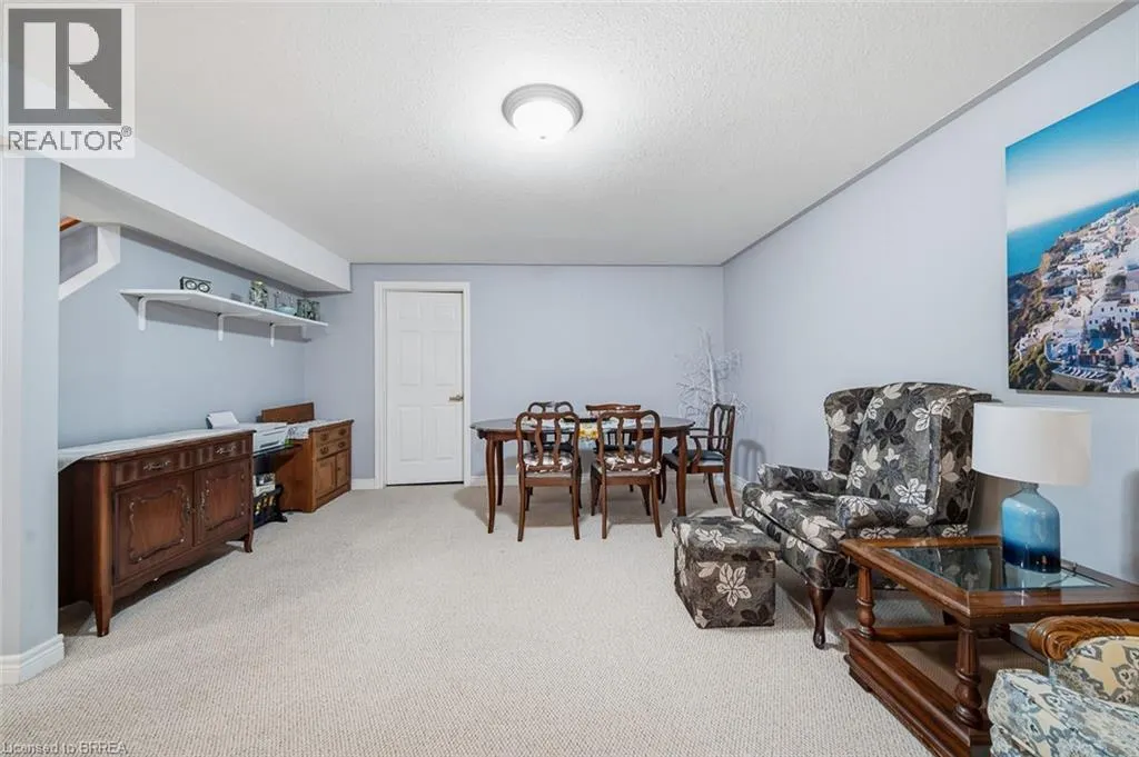 633 PARK Road N Unit# 8 #8