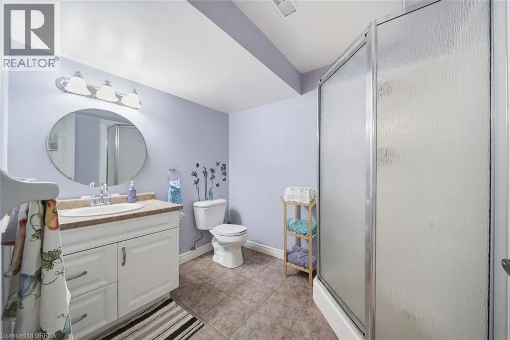 633 PARK Road N Unit# 8 #8