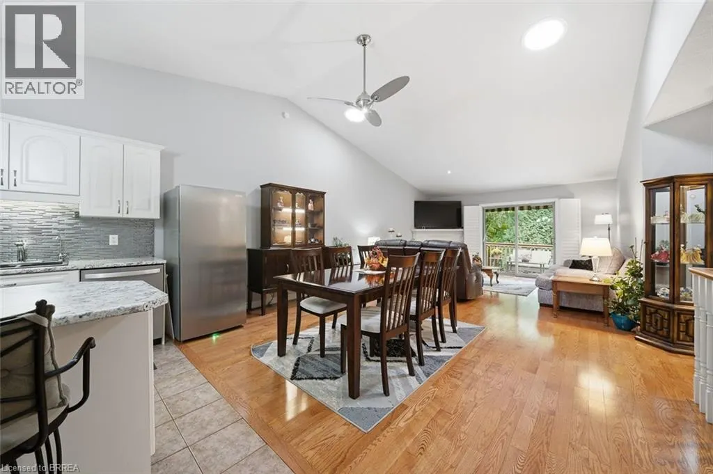 633 PARK Road N Unit# 8 #8