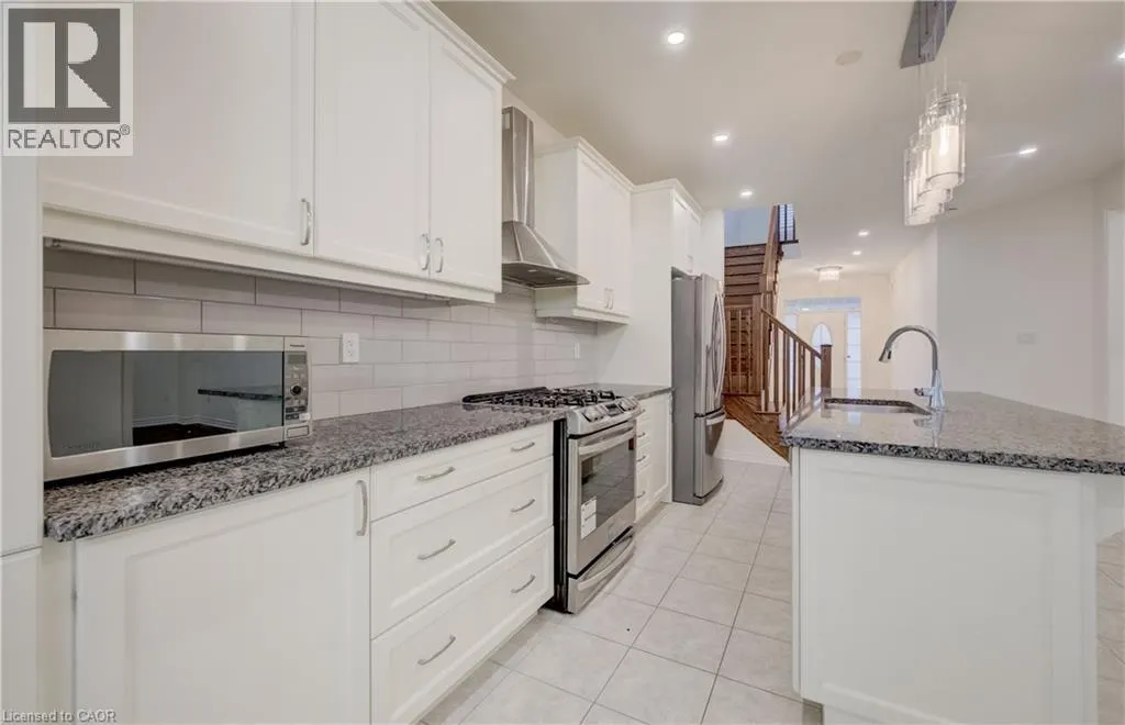 52 POINTER Street