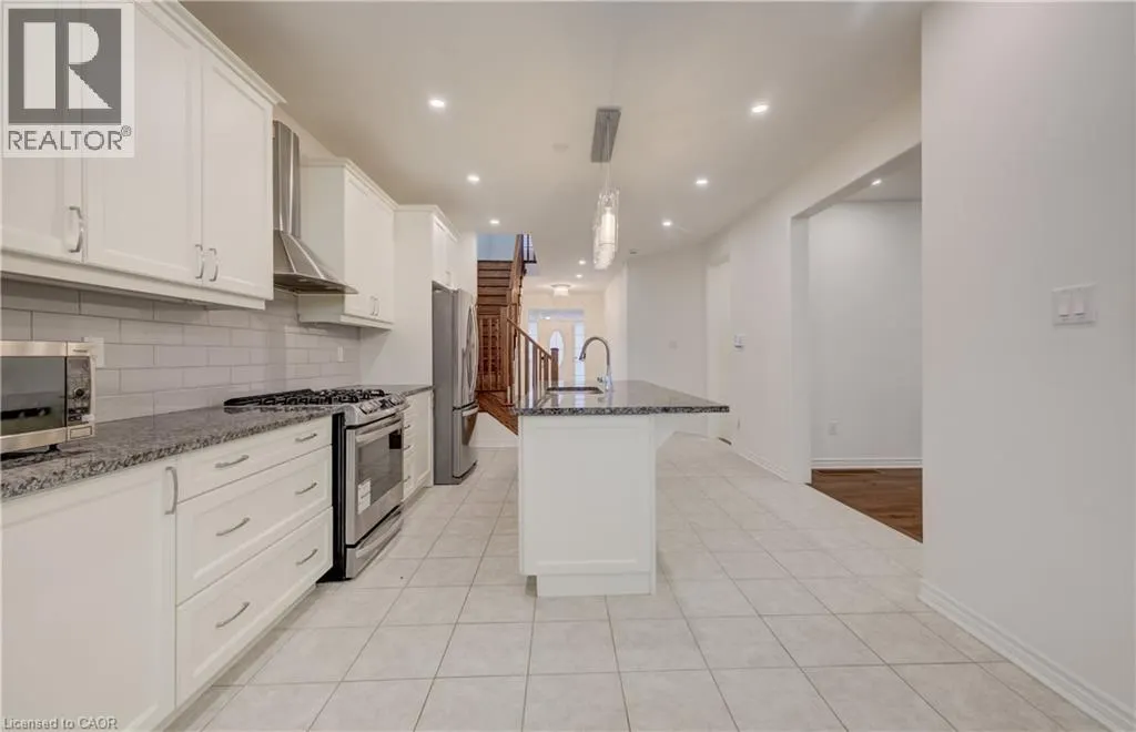 52 POINTER Street