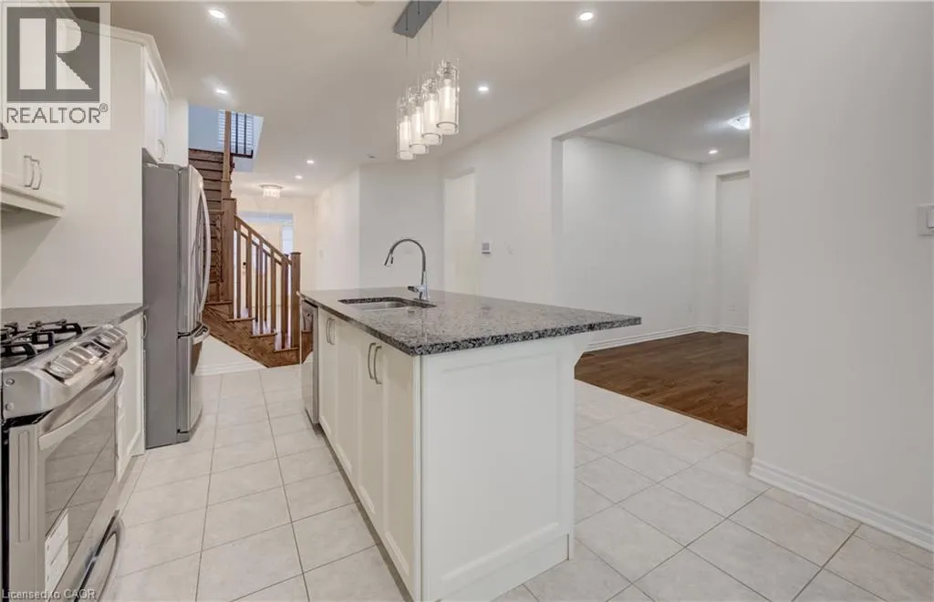52 POINTER Street