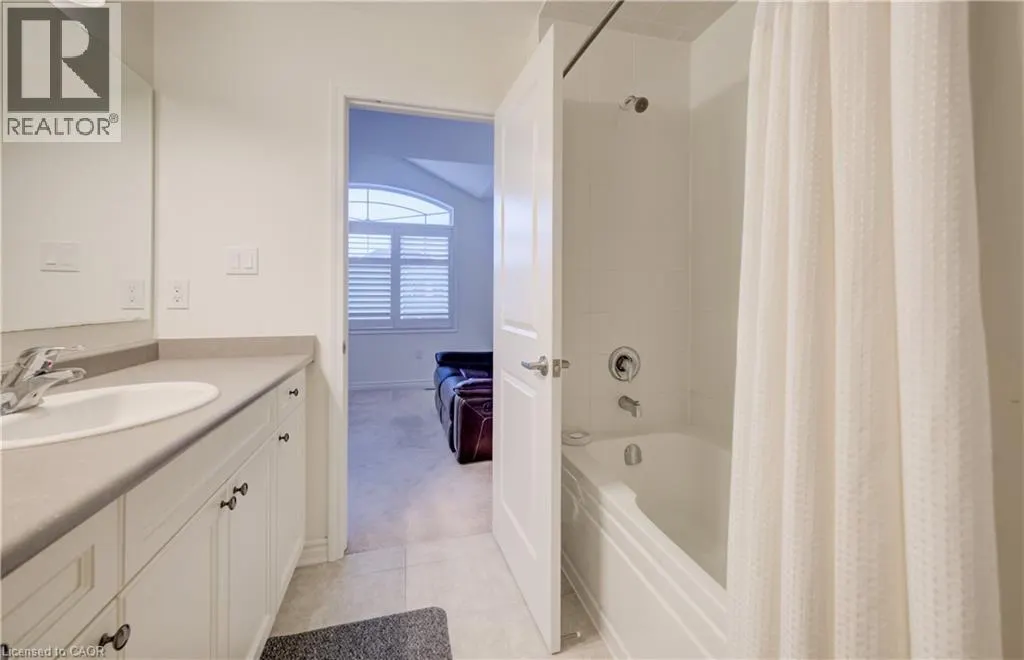 52 POINTER Street