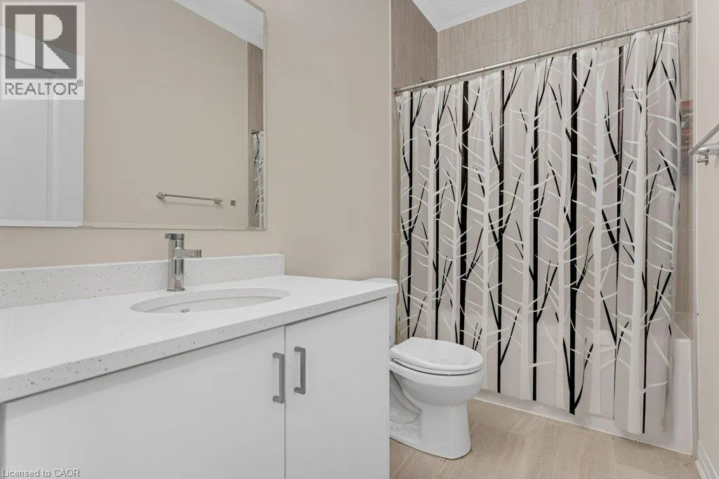 25 ISHERWOOD Avenue Unit# 68 #68