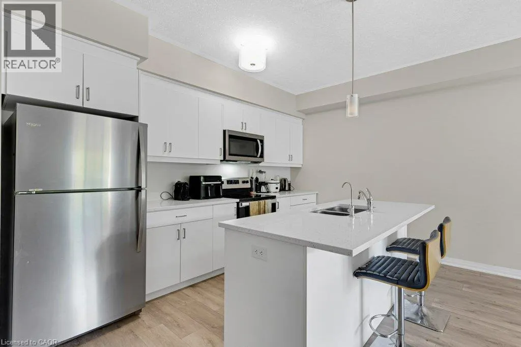 25 ISHERWOOD Avenue Unit# 68 #68