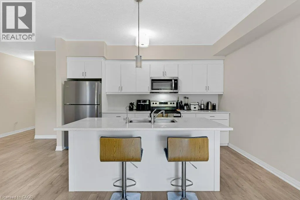 25 ISHERWOOD Avenue Unit# 68 #68