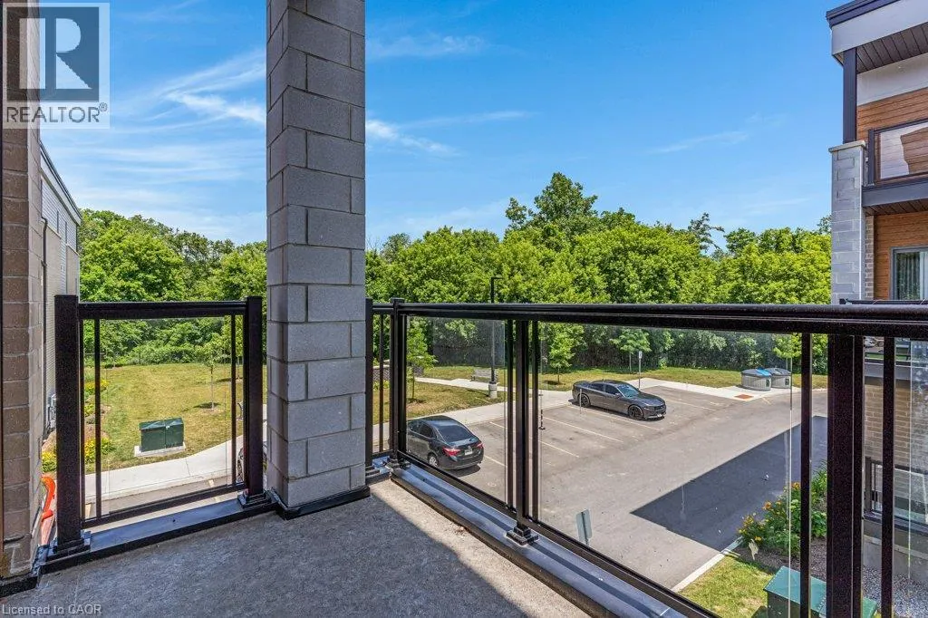 25 ISHERWOOD Avenue Unit# 68 #68