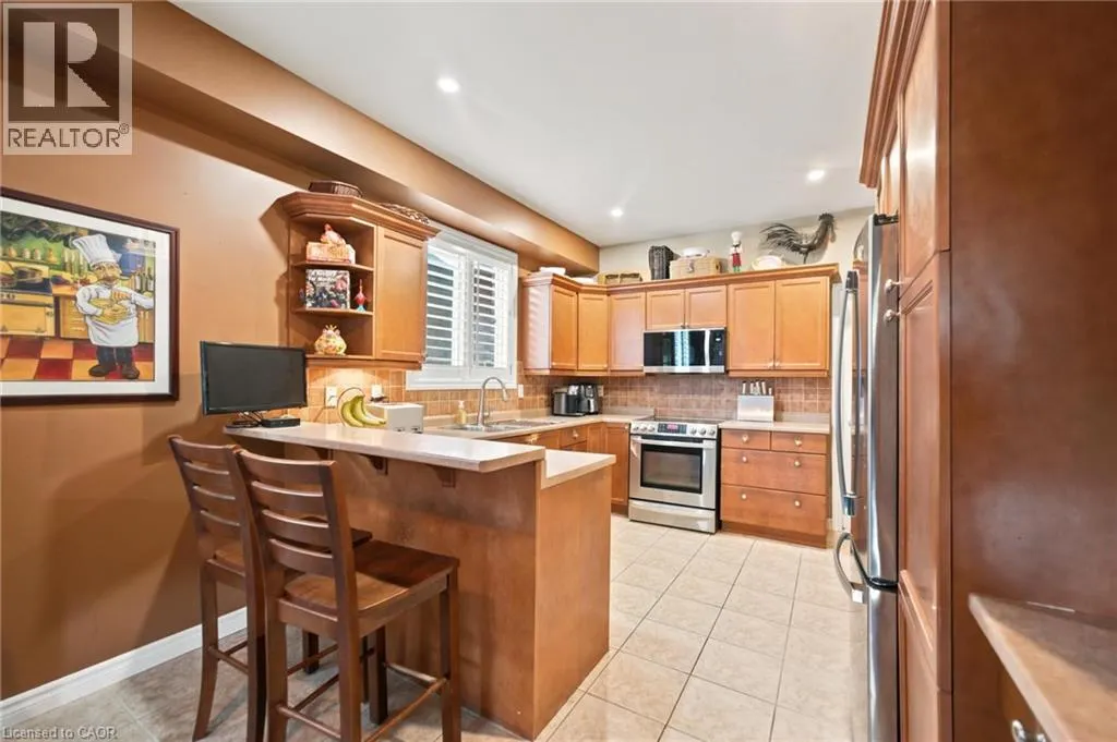 207 VALRIDGE Drive