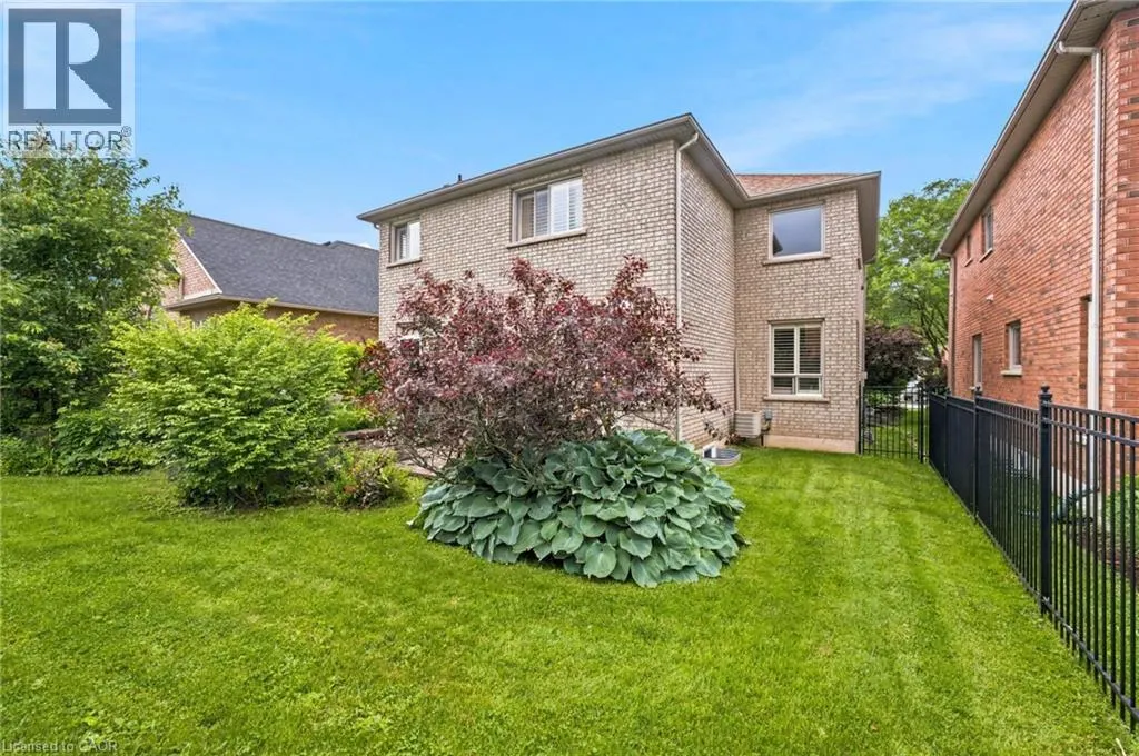 207 VALRIDGE Drive
