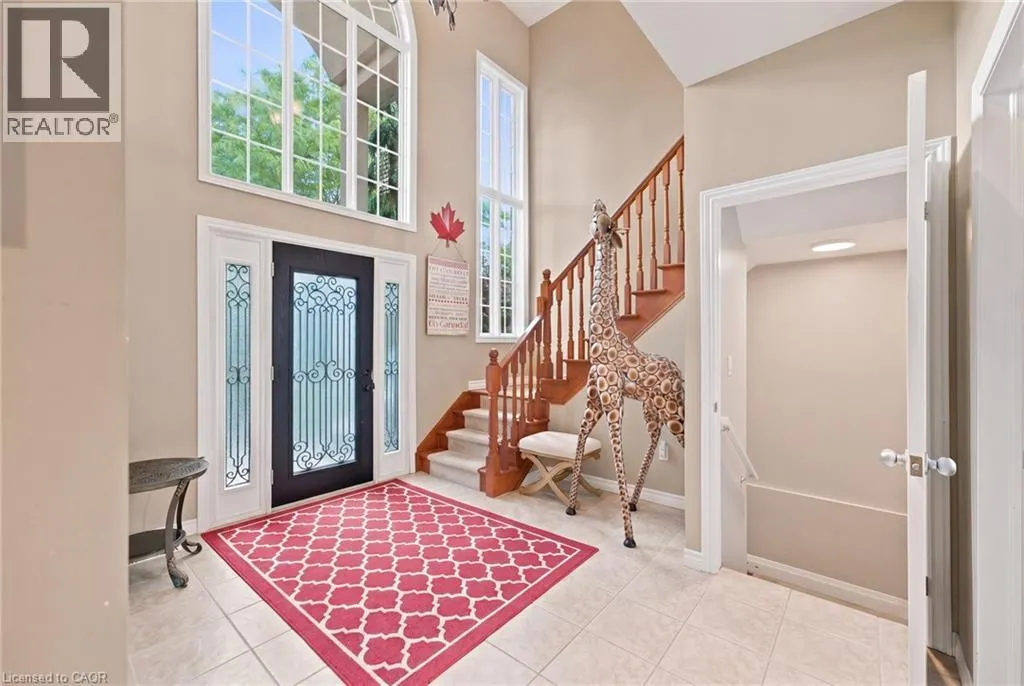 207 VALRIDGE Drive