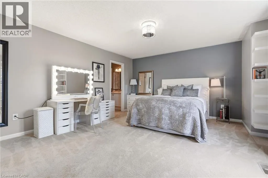 536 CUSICK Circle