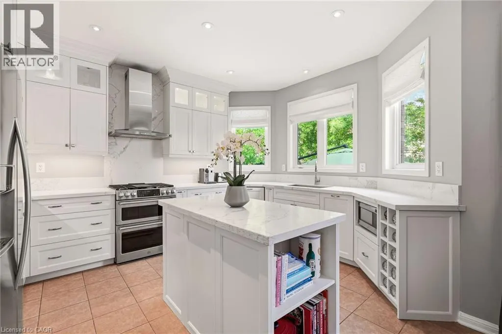 536 CUSICK Circle