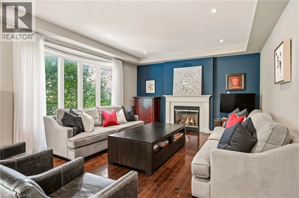 536 CUSICK Circle