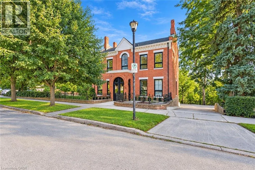 29 YATES Street