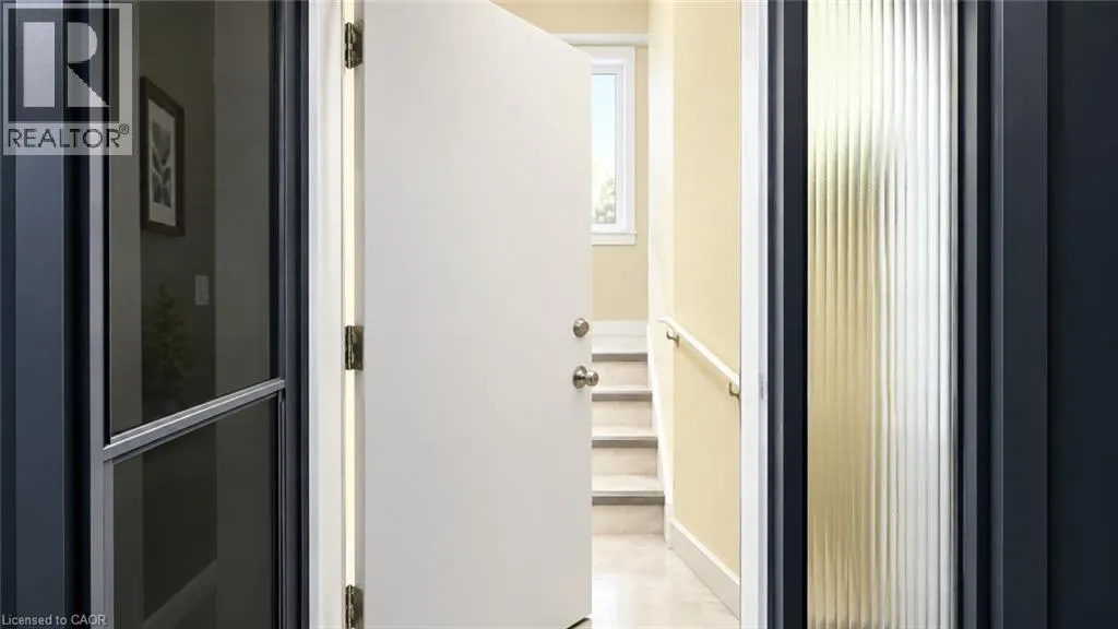 3425 LADDIE Crescent Unit# Lower #Lower