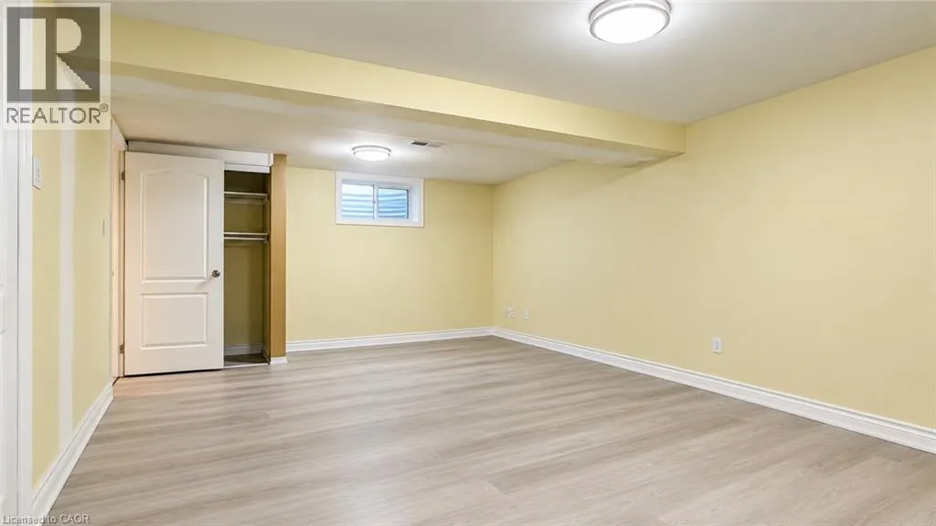 3425 LADDIE Crescent Unit# Lower #Lower